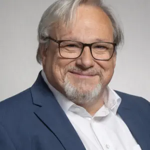 Porträt Alwin Theoald.jpg