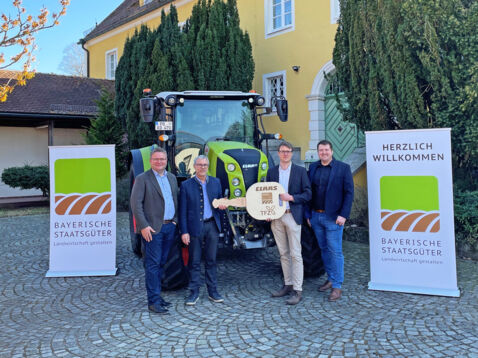 CLAAS B100.jpg
